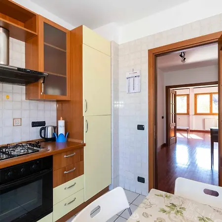 Cozy&spacious Apt 2 Min Walk From The Tram Stop! Turín
