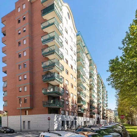Apartamento Cozy&spacious Apt 2 Min Walk From The Tram Stop! *
