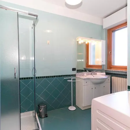 Apartment Cozy&spacious Apt 2 Min Walk From The Tram Stop! Turin